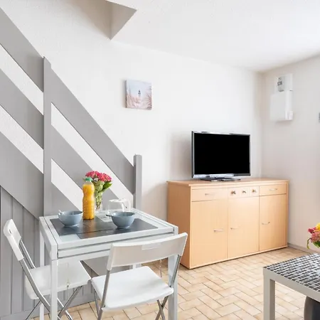 아파트 Le Regina Rifle - Avec Jardinet *